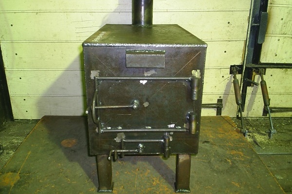 Оригинальный агрегат из старого бидона