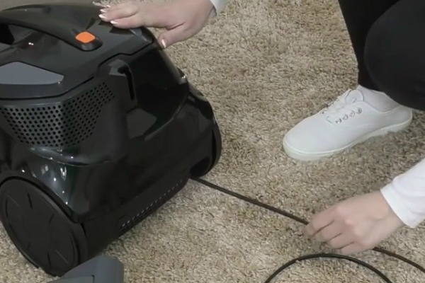 Автоматическое сматывание шнура