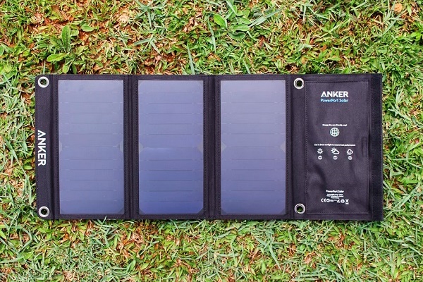 Anker 21W 2-Port USB Solar Charger