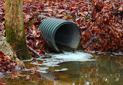 Сбрасывание грязной воды