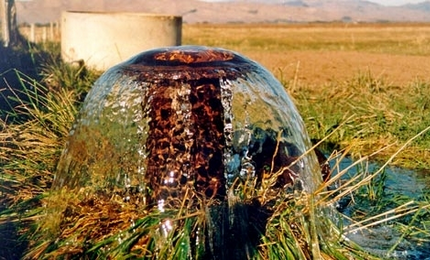 Чистая вода из глубинной скважины