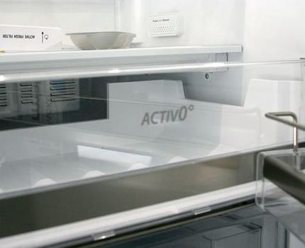 Открытый холодильник Whirlpool WSG 5588
