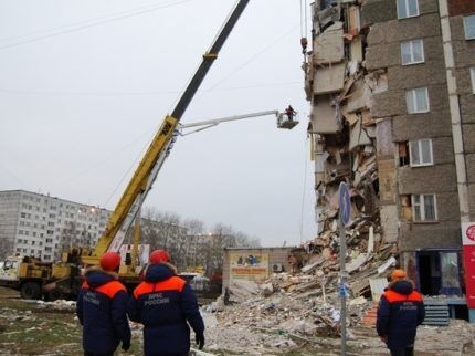 Последствия взрыва бытового газа в жилом доме